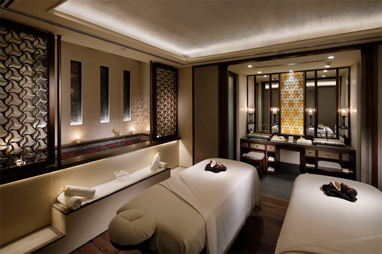 Mẫu phòng spa phong cách tân cổ điển sang trọng