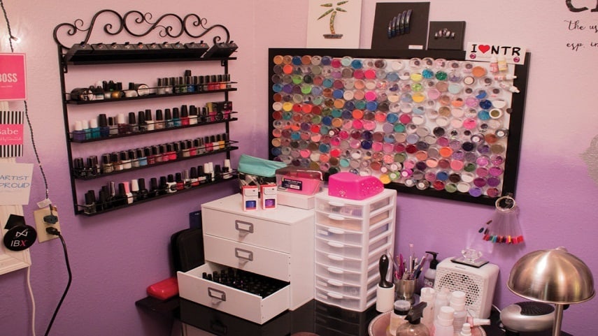 Hướng dẫn trang trí nội thất bên trong tiệm nail nhỏ tiết kiệm